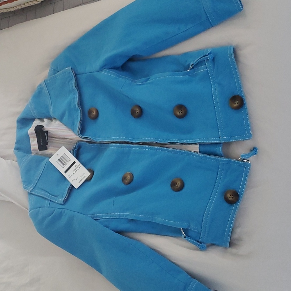 ADORABLE BCBGMAXARIA SHORT SAILER DENIM JACKET XXS